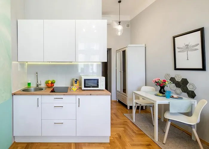 Mint&Jade Studio A